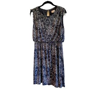 LOFT, CASUAL, SLEEVELESS DRESS IN BLUE PRINT,WITH TOUCHES OF PINK & WHITE.SIZE M